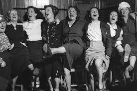 Knees Up Mother Brown - women in pub having a sing-a-long.